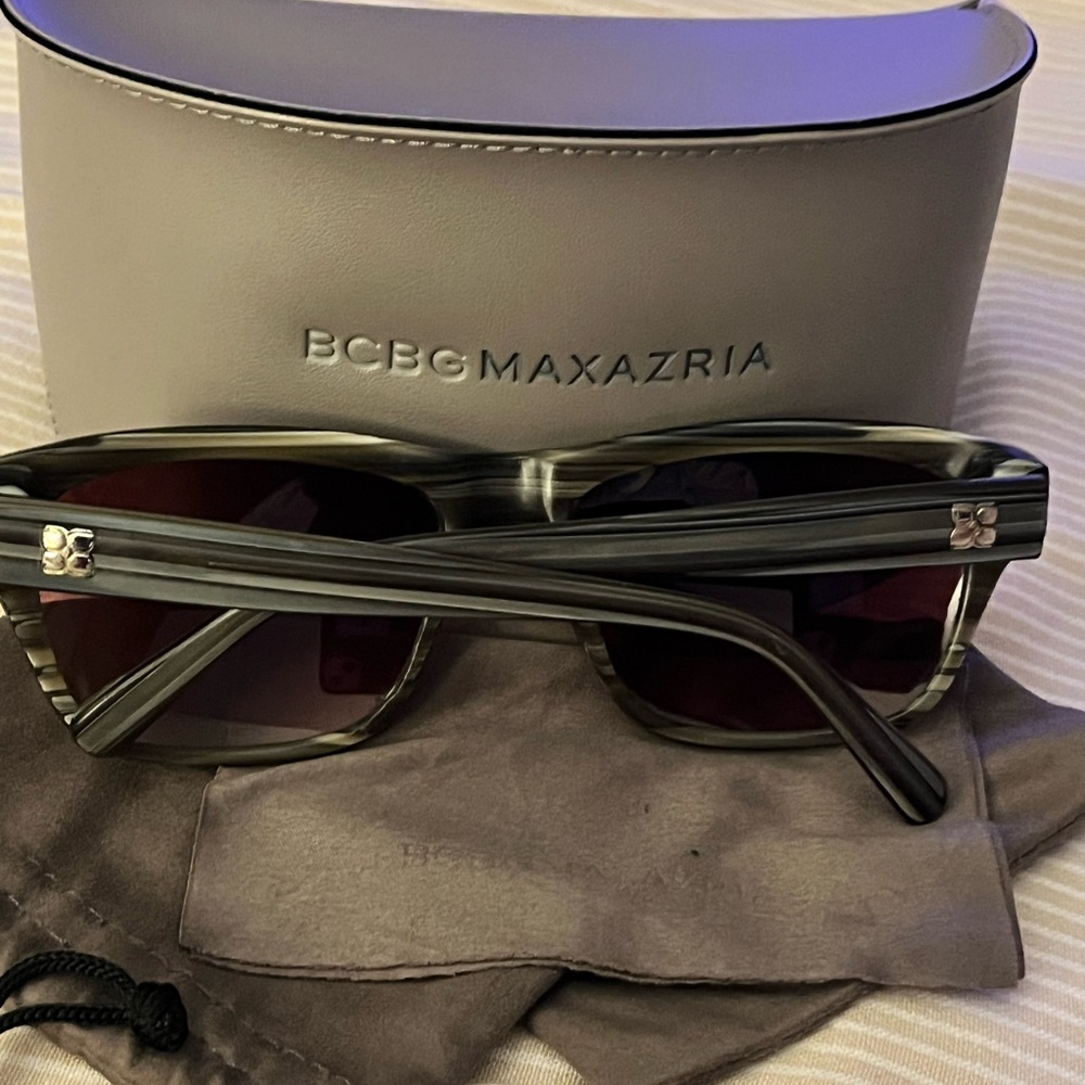 BCBGMaxAzria Lana Sunglasses - Picture 3 of 16